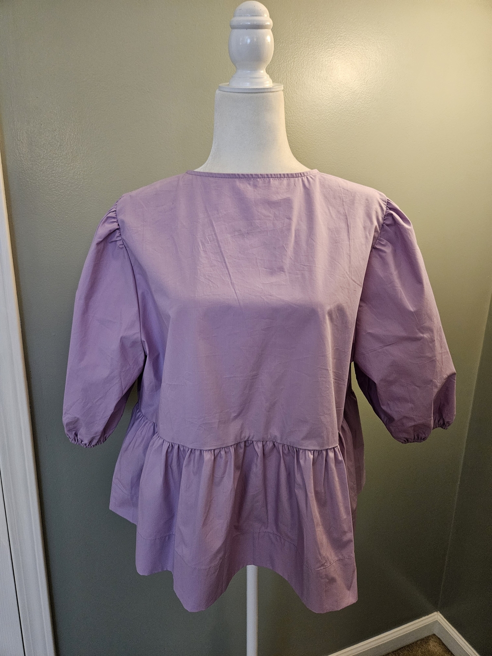 Women's Size XL Lavender Peplum Puff Sleeve Top with Bows